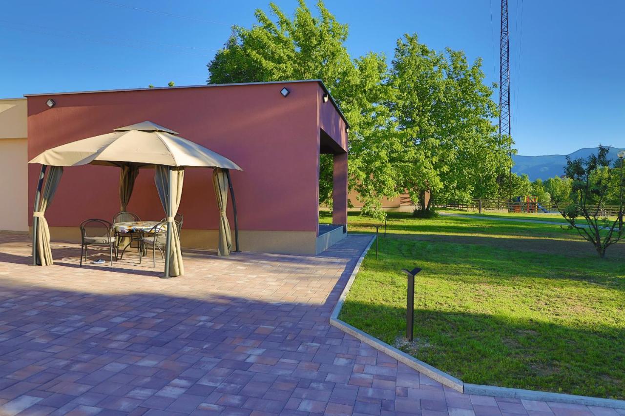 Apartment Vila Tara Bihac Ngoại thất bức ảnh