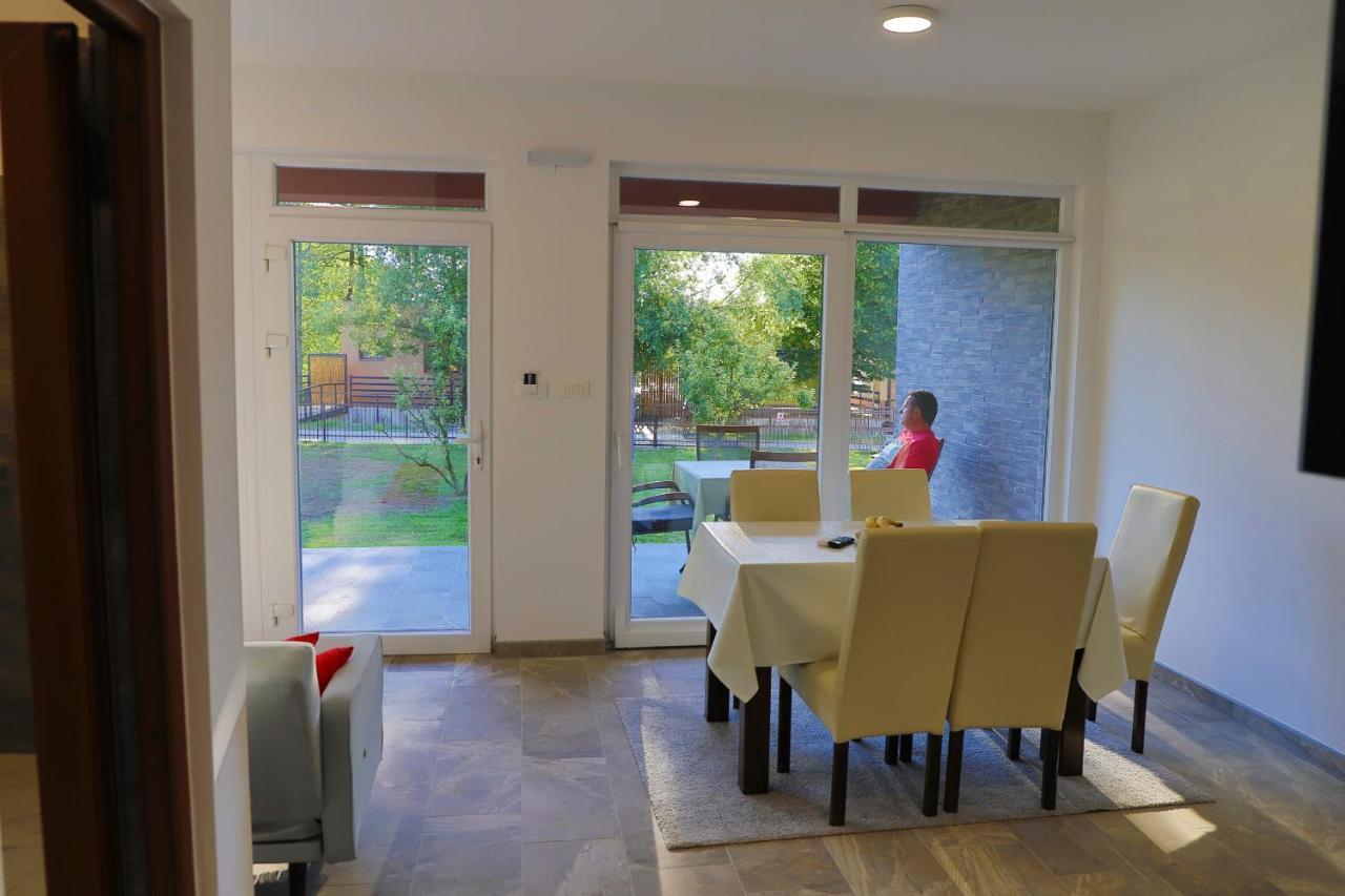 Apartment Vila Tara Bihac Ngoại thất bức ảnh